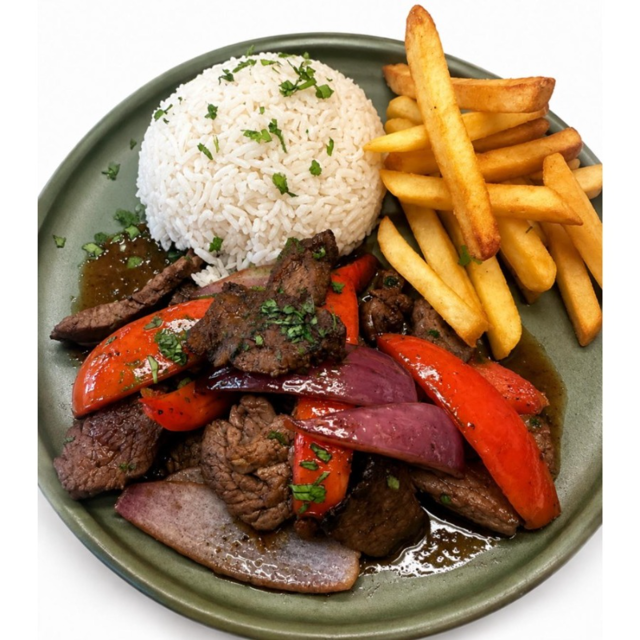 Lomo Saltado (Beef).