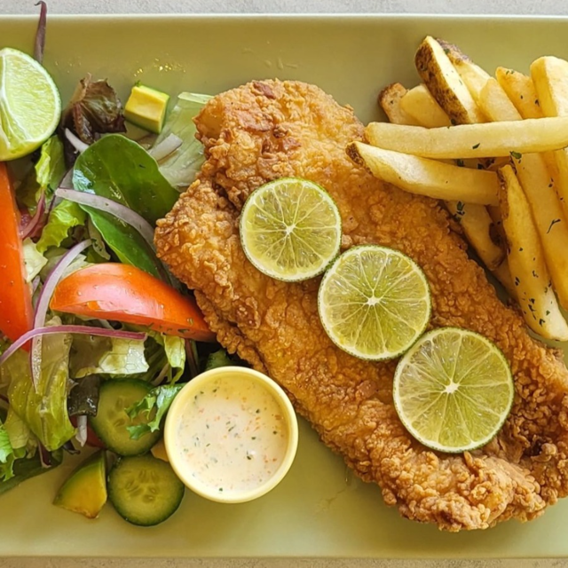 Pescado Frito / Fried Fish Dish.