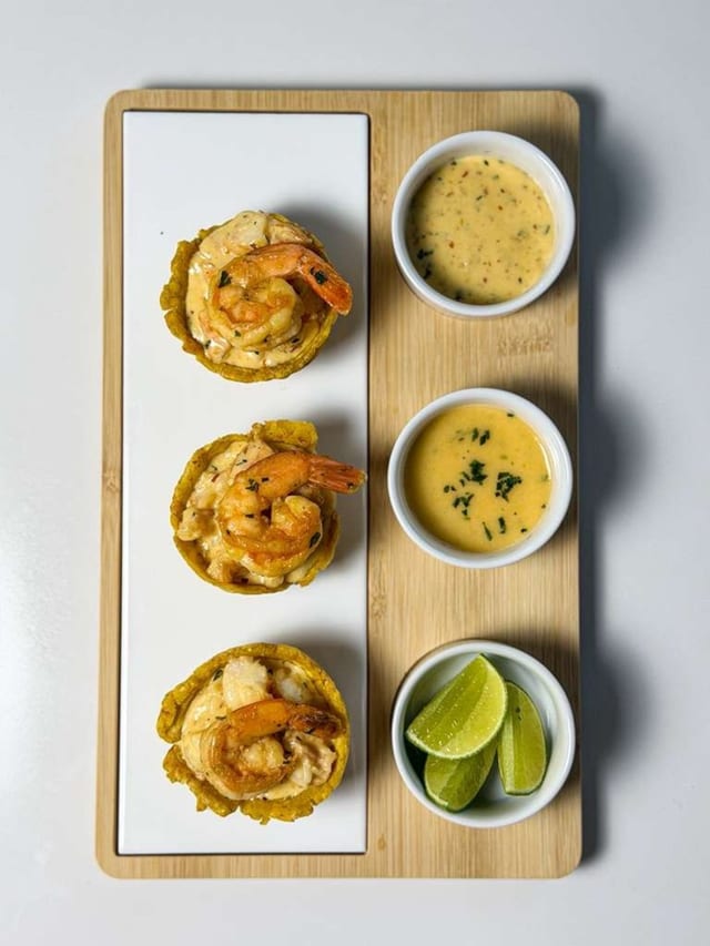 Canastitas de Verde con Camarones al Ajillo