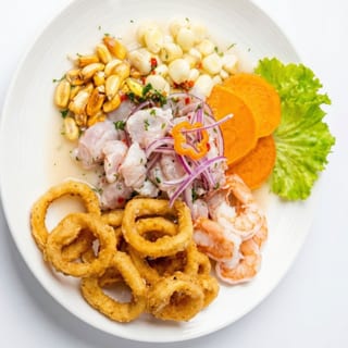 Ceviche Mixto Peruano