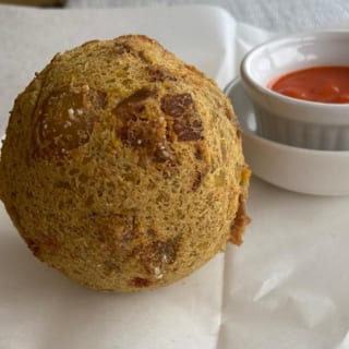Bolon de Chicharron